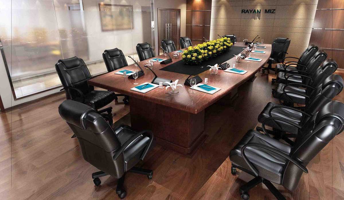 ارتفاع ایدهآل برای میزهای کنفرانس: افزایش راحتی و بهرهوری در جلسات 3 کارکنان در حال استفاده از میز کنفرانس مناسب با ارتفاع ارگونومیک برای جلسات طولانی