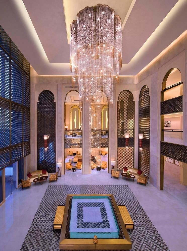 نور پردازی لابی هتل